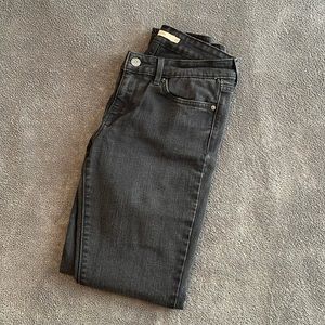 Black Levi Strauss 711 Skinny Size 26